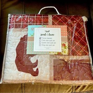 NWT Soul & Lane Forest Weave Red Cabin Lodge Lap Quilt 50” x 60”